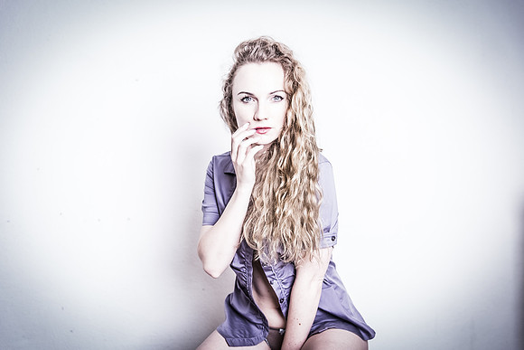 Christin G